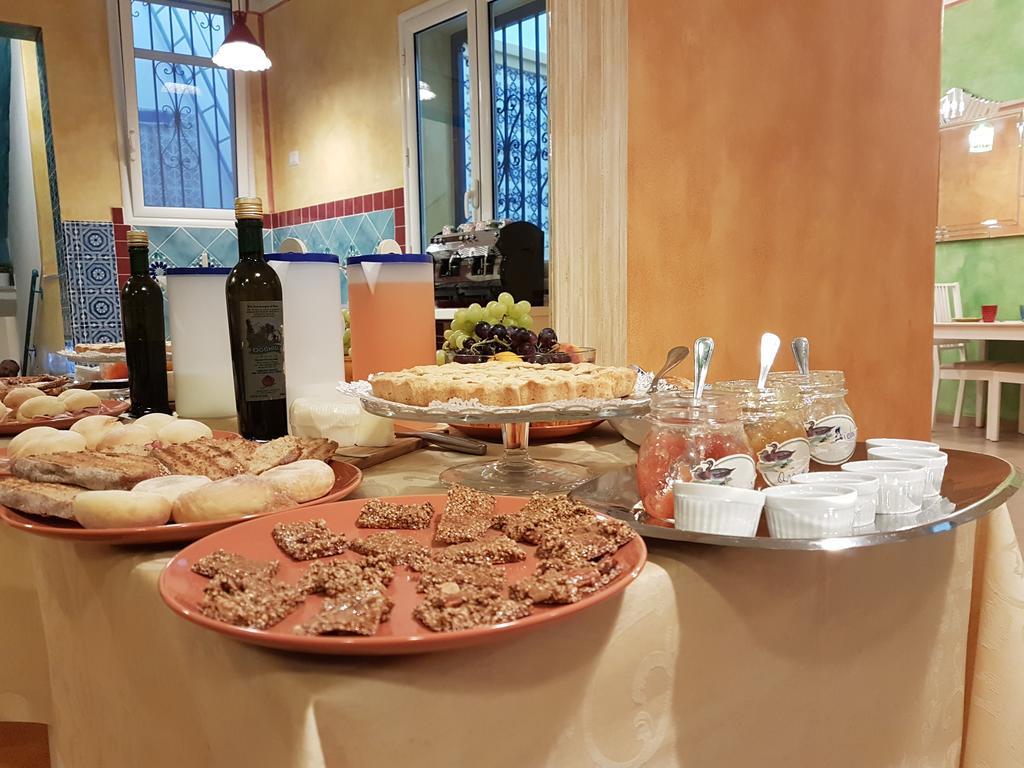 Sant'Agostino Suites & Rooms Mazara del Vallo Bagian luar foto